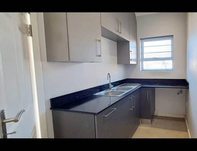 3 BEDROOM HOUSE RENTED IN LOVEMORE PARK